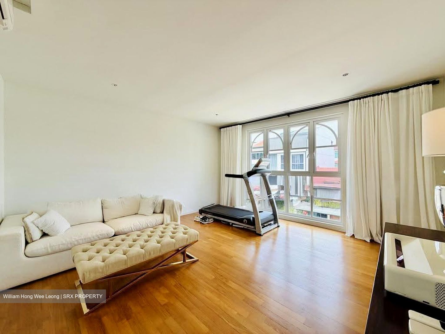 Highland Close (D19), Semi-Detached #625785241